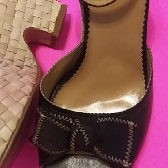 Shoes - Picture 3 of 4